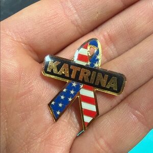 Vintage Patriotic Katrina Ribbon Pin